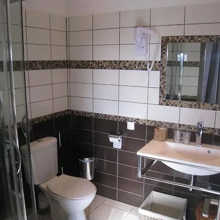 Les Orangers Hotel Aleria (Corsica)