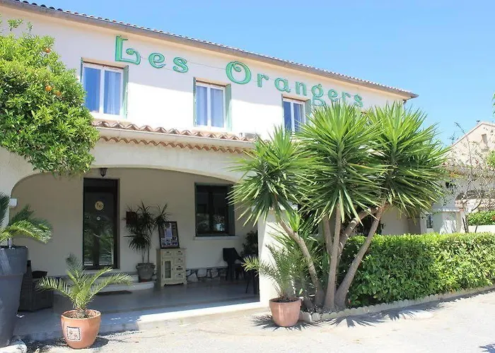 Les Orangers Hotel