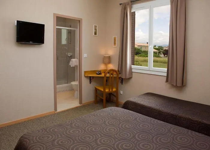 Les Orangers Hotel