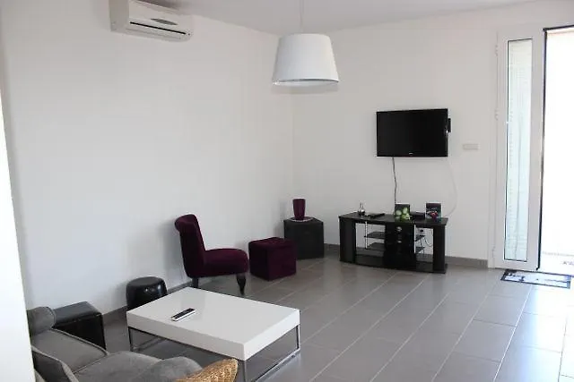 Les Orangers 2* Aléria